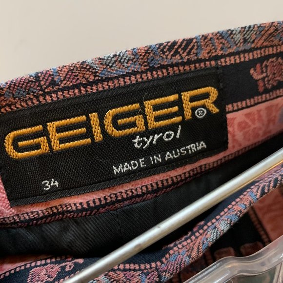 COPY - Geiger Skirt - goregous ribboning - Picture 4 of 5